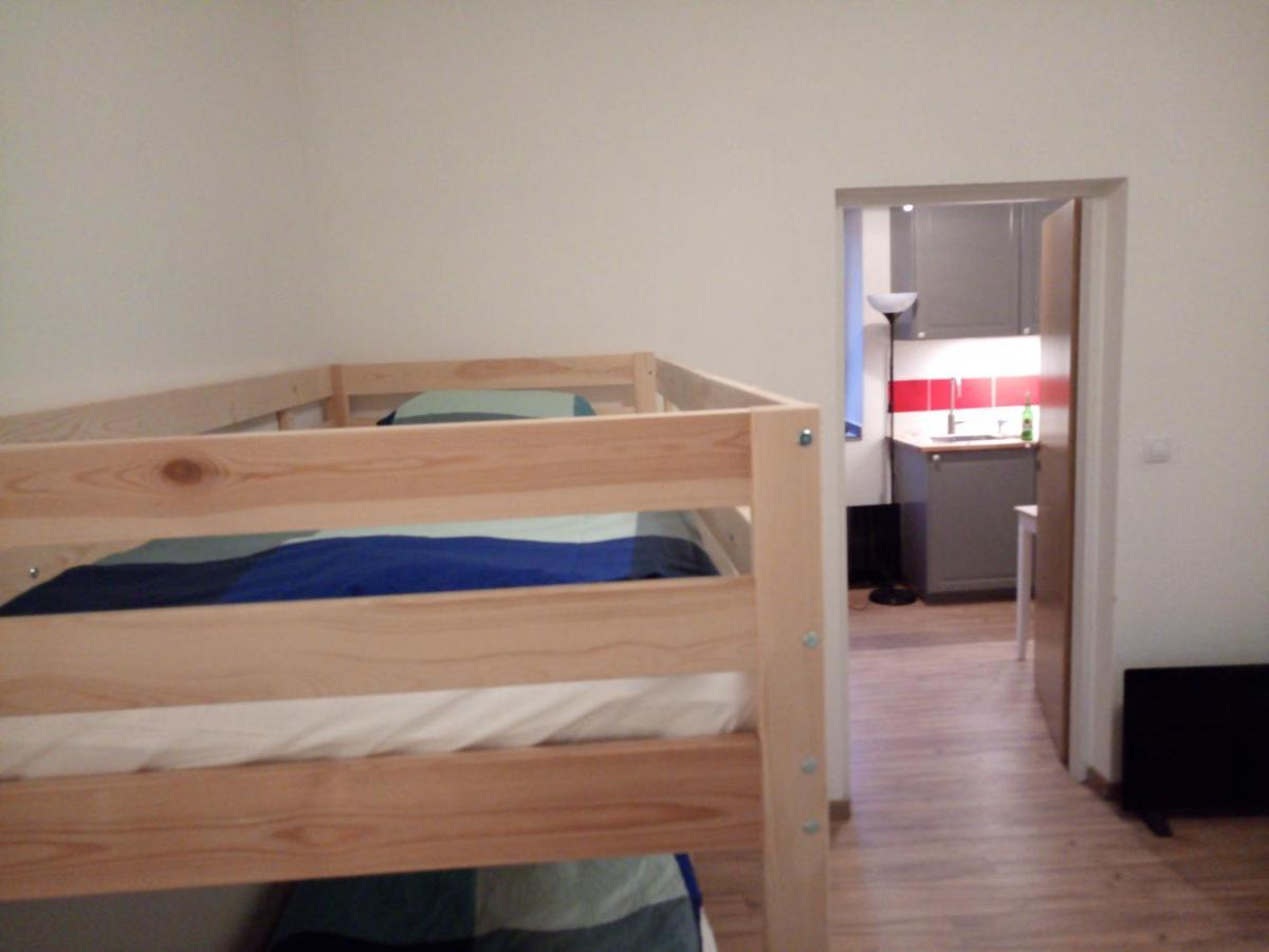 Na Hrncirne Apartment