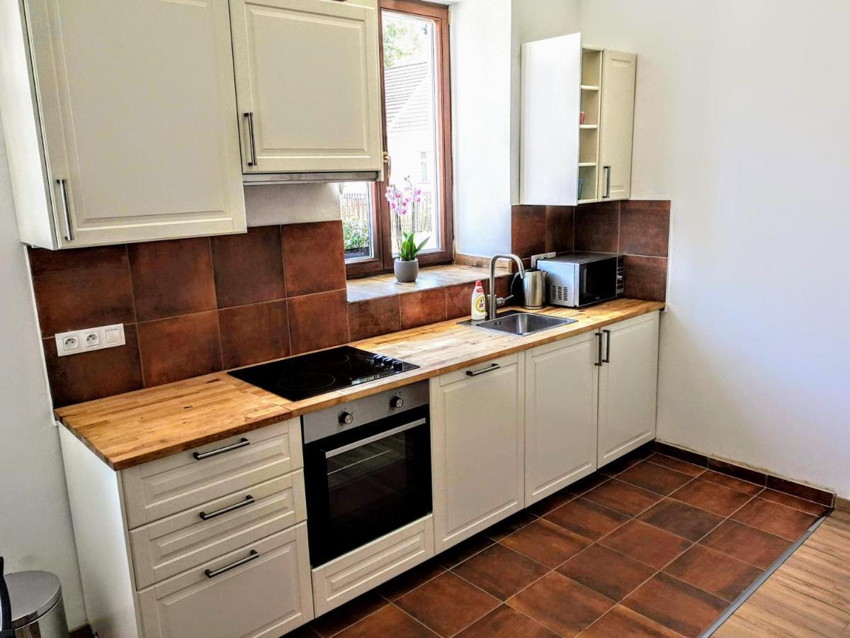 Na Hrncirne Apartment *