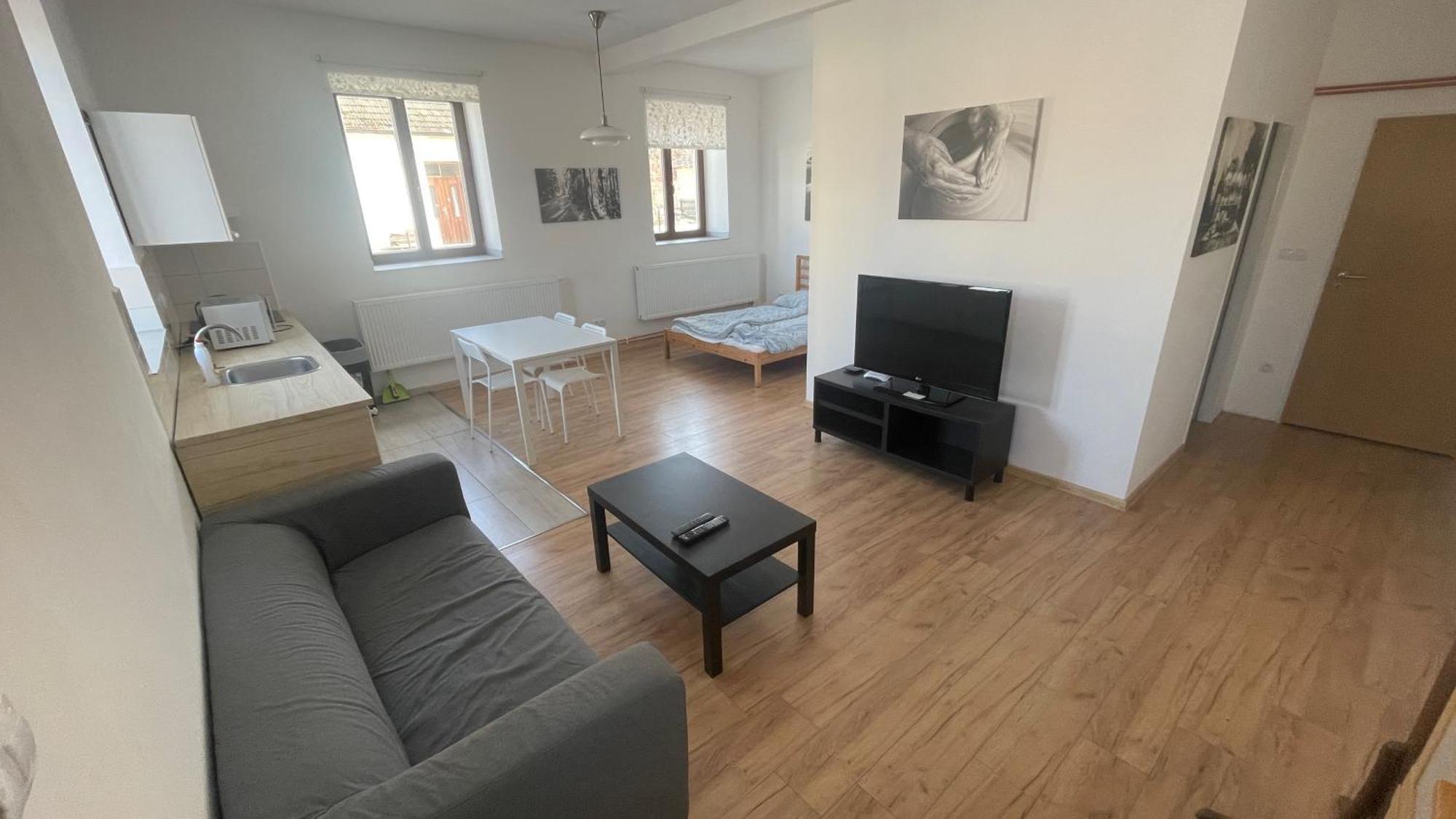 Na Hrncirne Apartment *